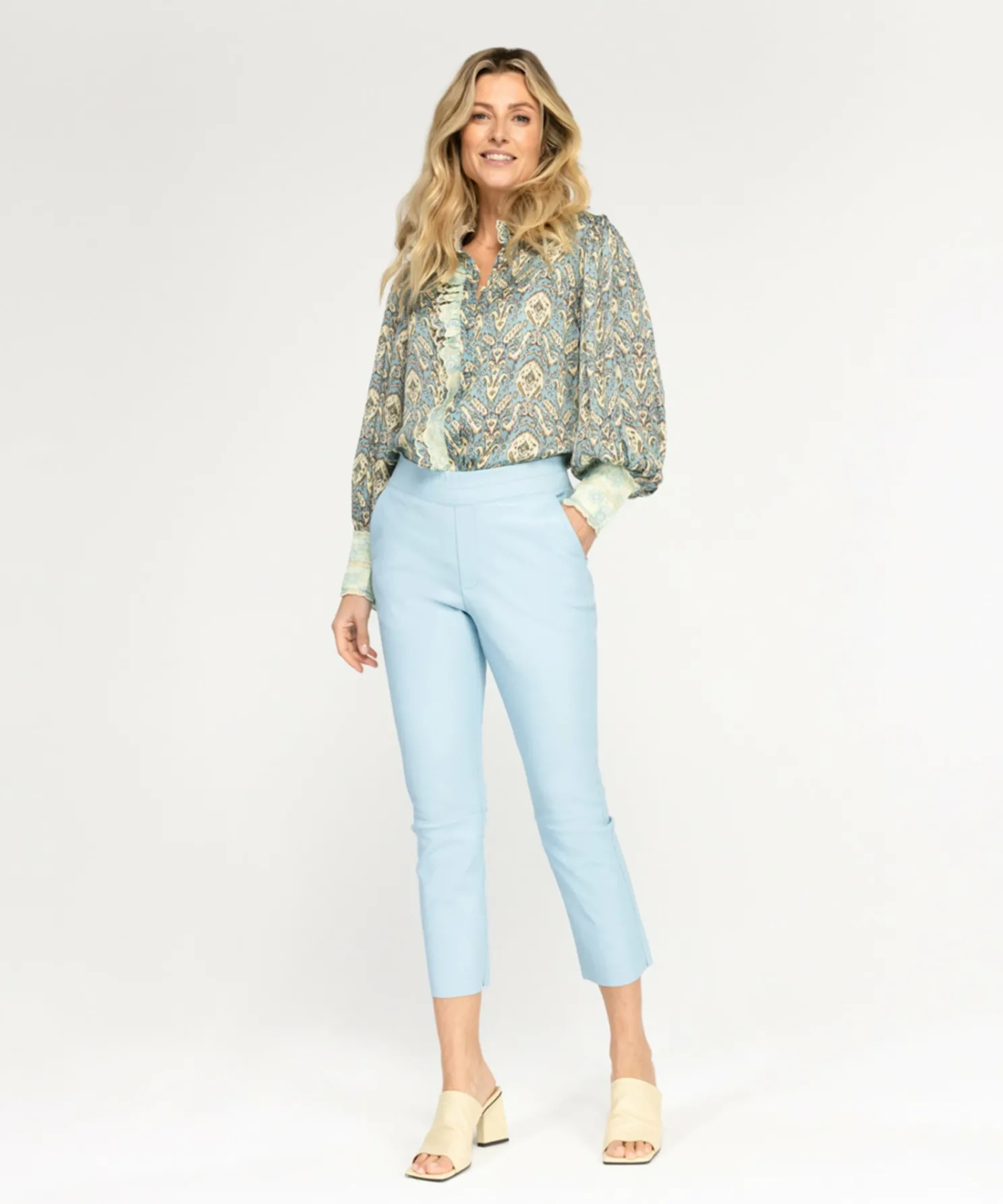 IBANA Pablo Crystal Blue- Mid Waist