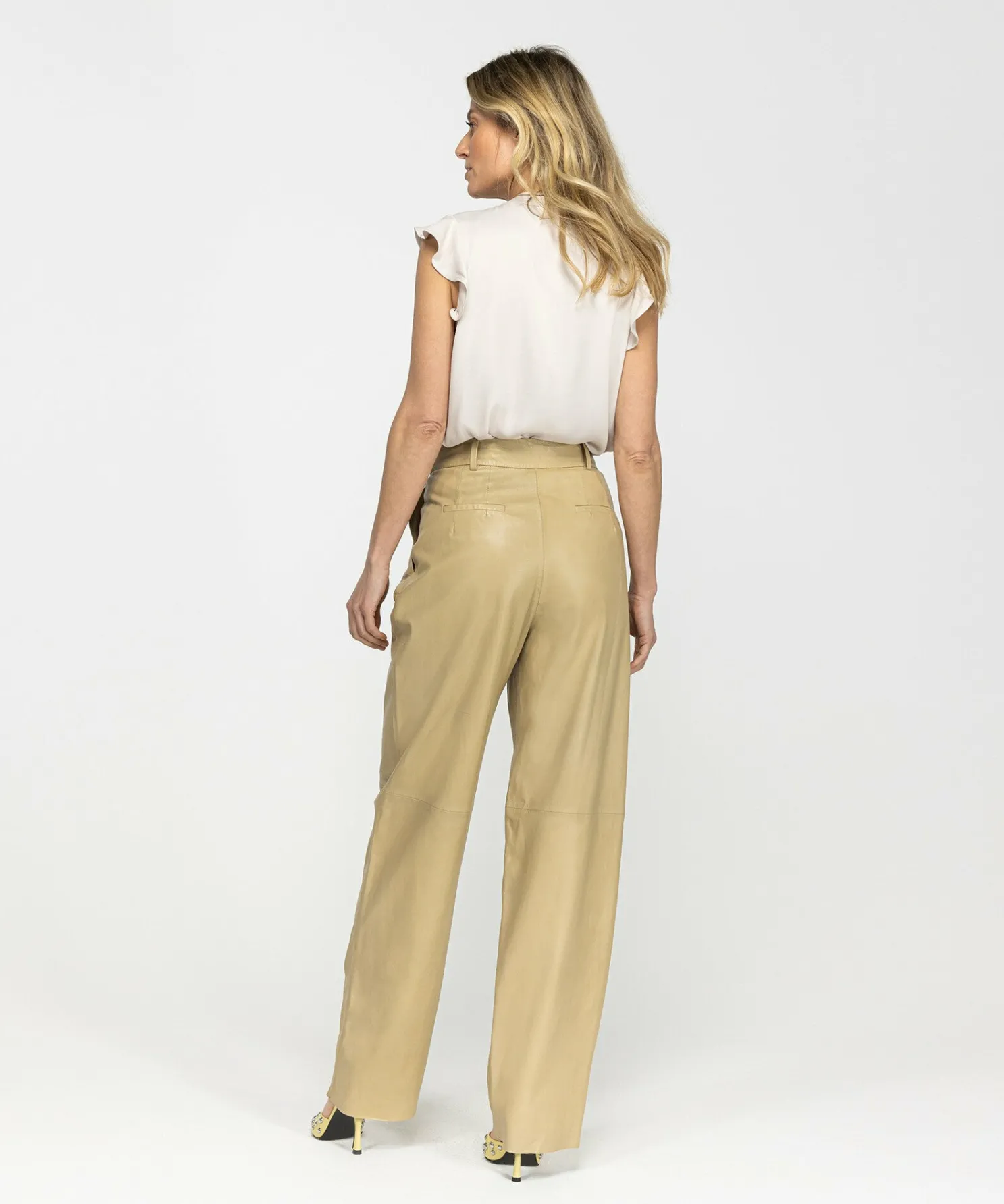 IBANA Parlas Latte- Non Leather