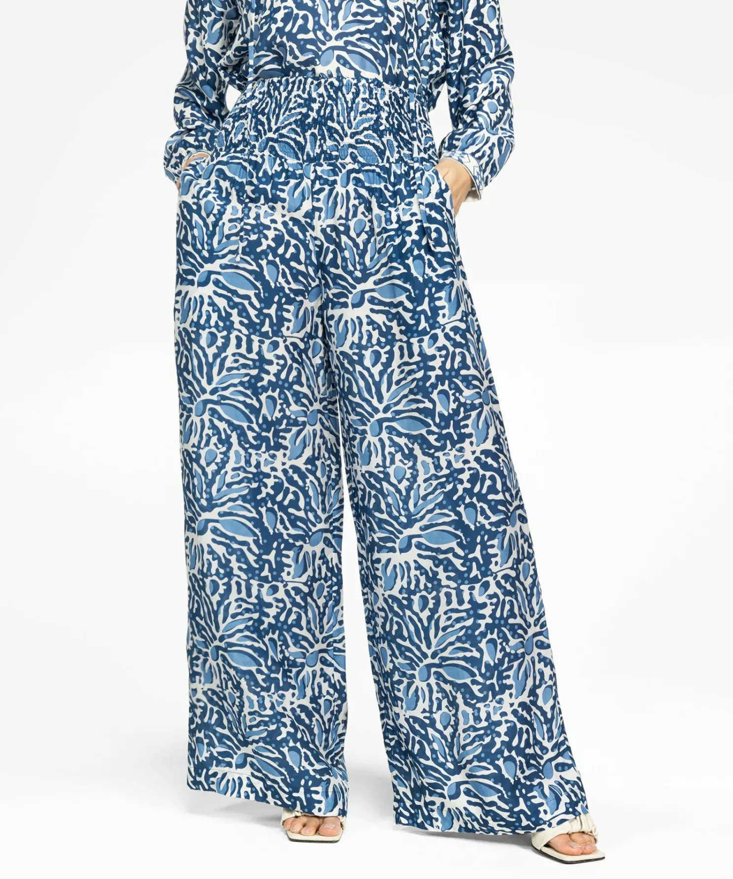 IBANA Paulon Airy Blue Blossom- Zwangerschap Stijlen