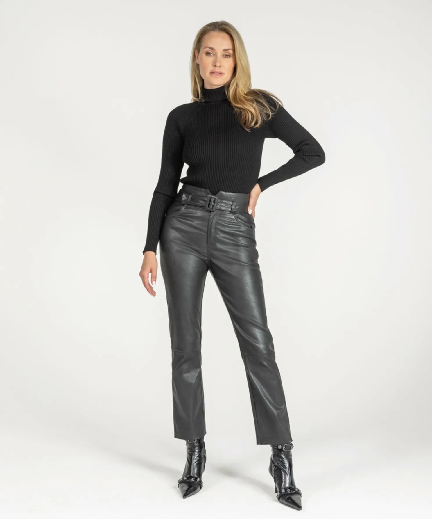 IBANA Pelle Black- High Waist