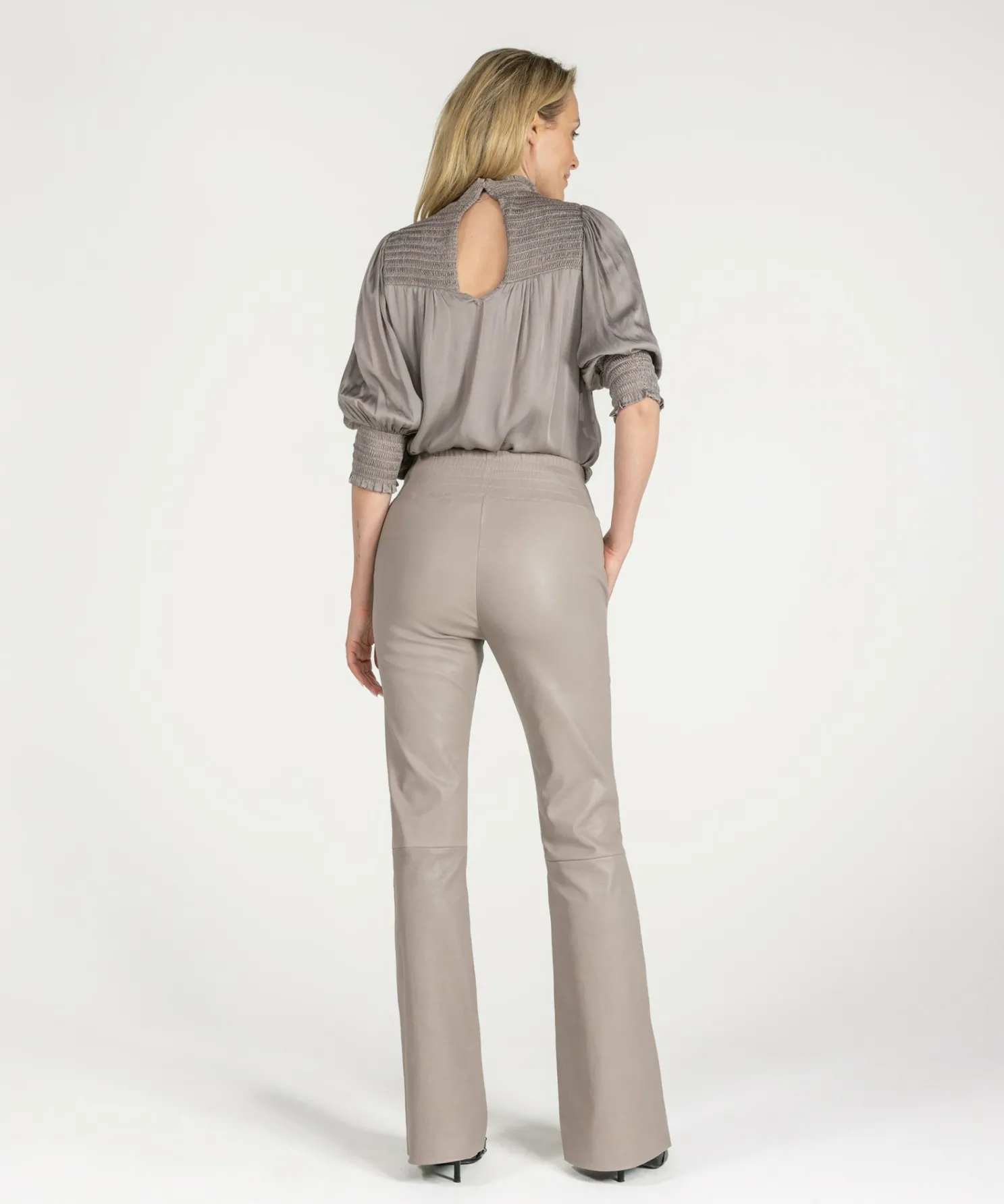 IBANA Pinnie Stone- Flared