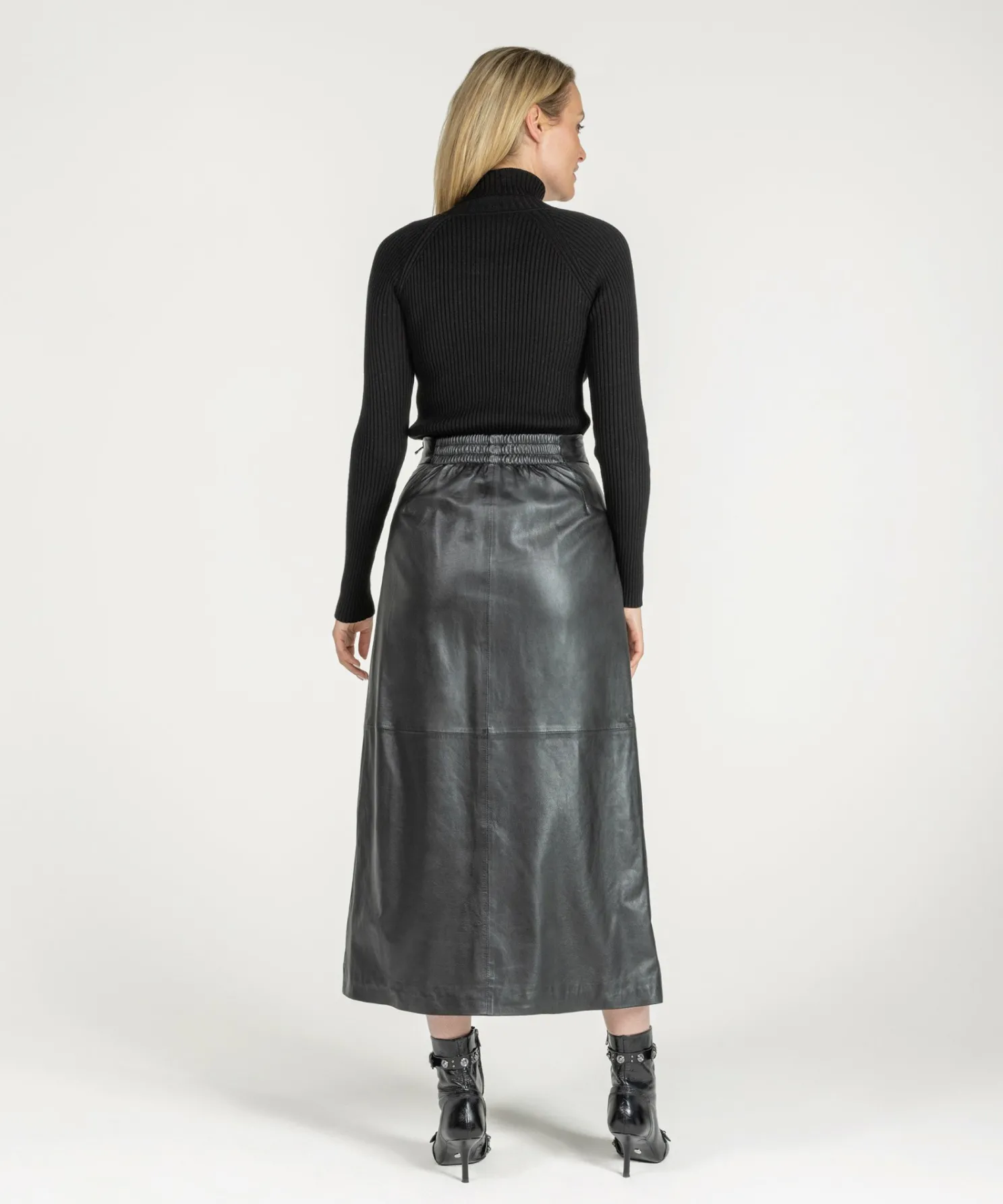 IBANA Stacia Black- Maxi Shorts & Rokken