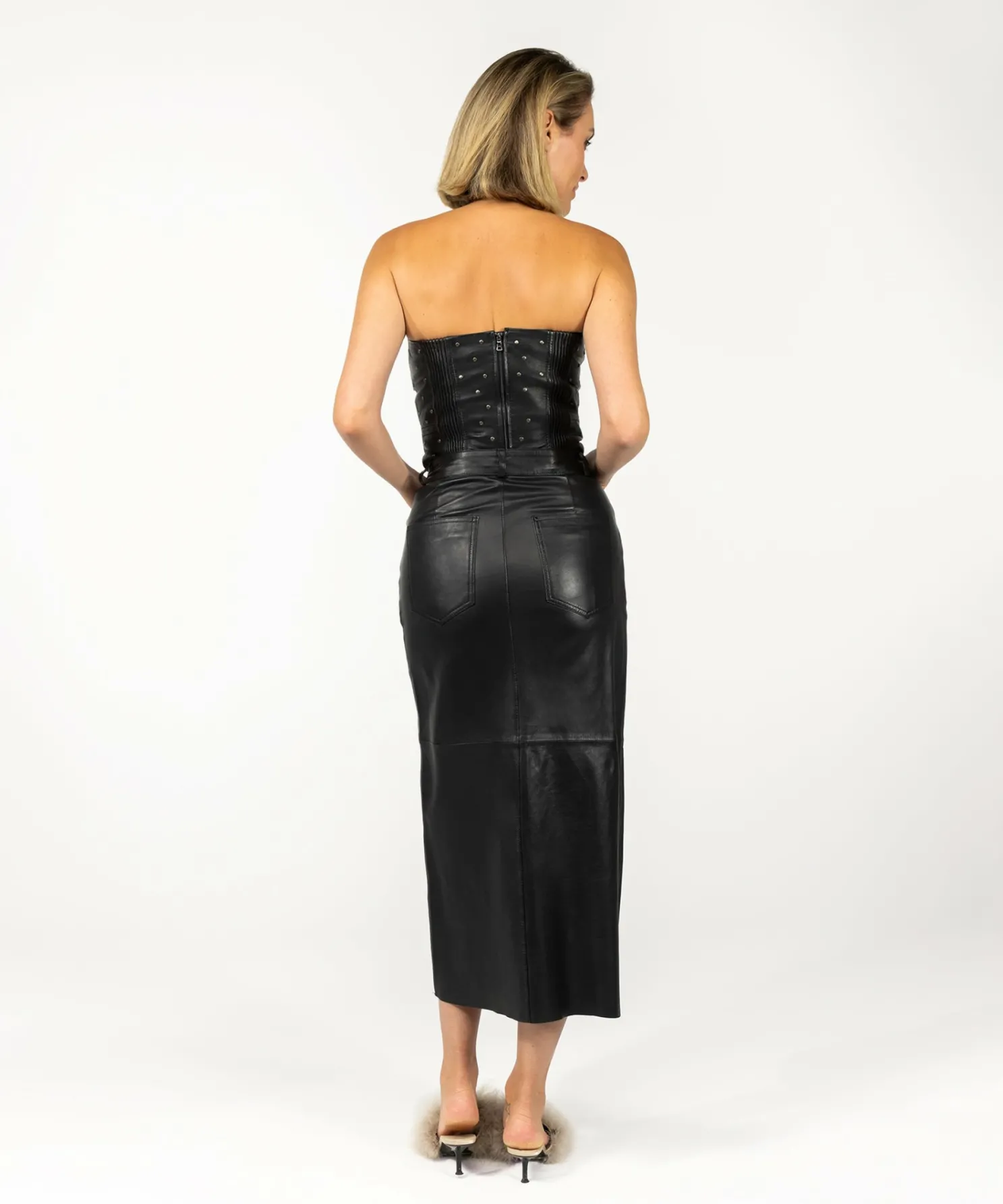 IBANA Taar Studs Black- Special Occasions