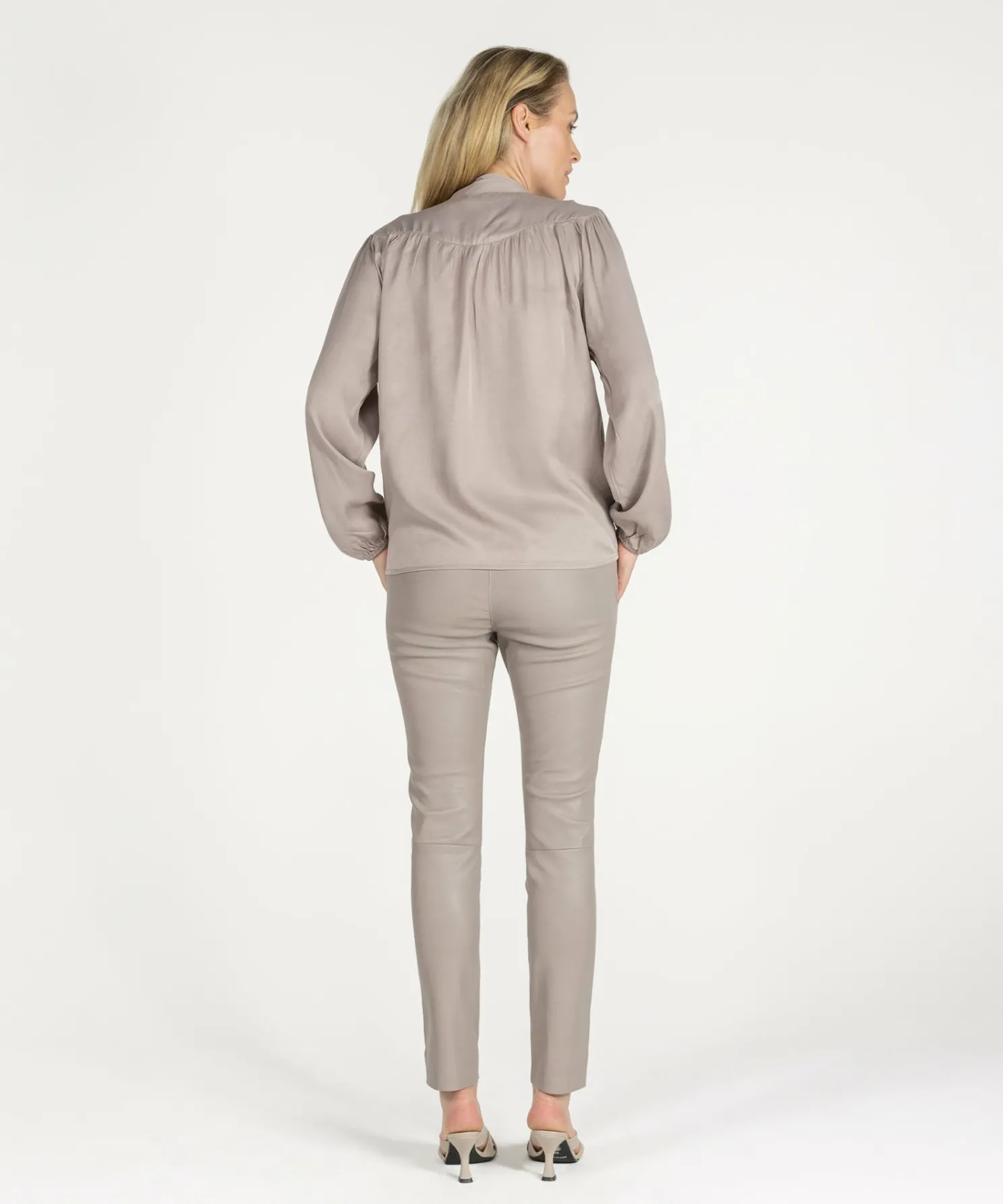 IBANA Tivi Stone- Non Leather