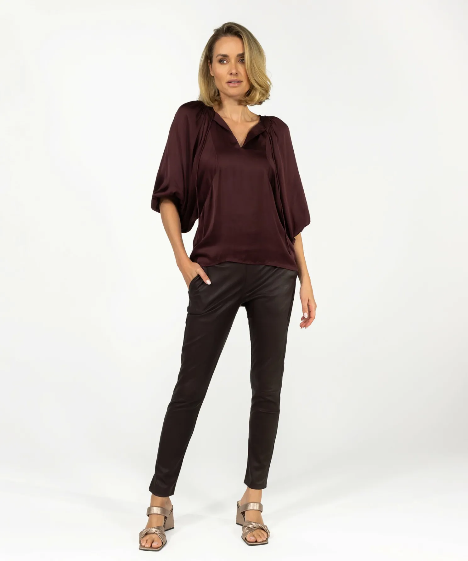IBANA Tunder Bordeaux- Non Leather