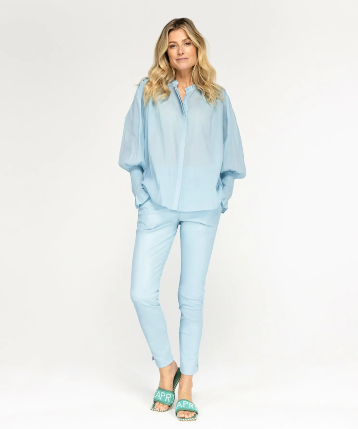 IBANA Tupa Crystal Blue- Non Leather